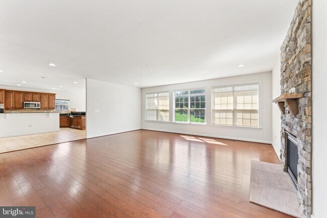 Building Photo - 22411 Conservancy Drive