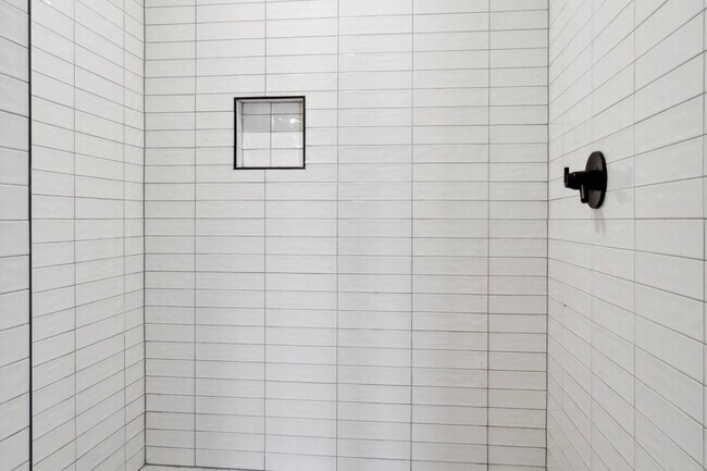 Building Photo - 1338 N 15th St