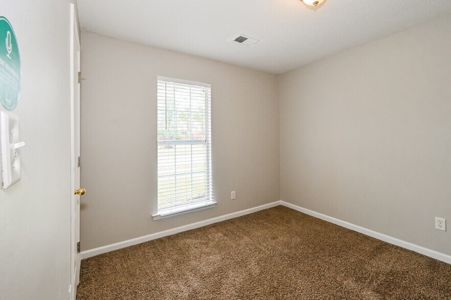 Building Photo - 11627 Mahogany Dr