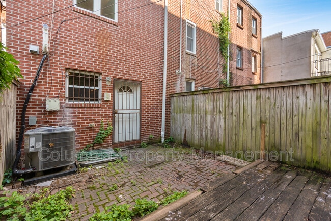 Building Photo - 1426 5th St NW