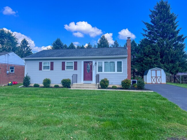 Primary Photo - 6021 William Dr
