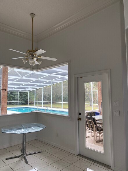 Nook - 1476 Kenoa Cir