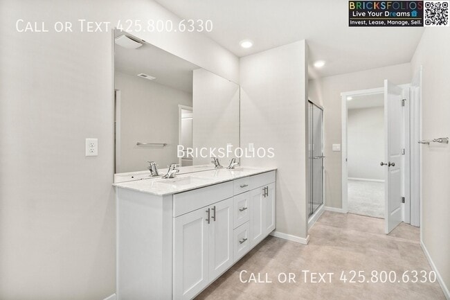 Building Photo - 1342 SW Pendleton Way