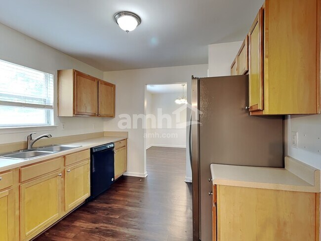 Building Photo - 3162 Berthas Overlook