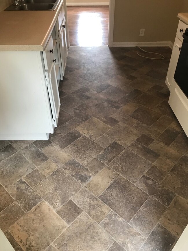 Building Photo - **UPCOMING**3 or 4 Bedroom / 1.5 Bathroom Home for Rent in Columbus, GA