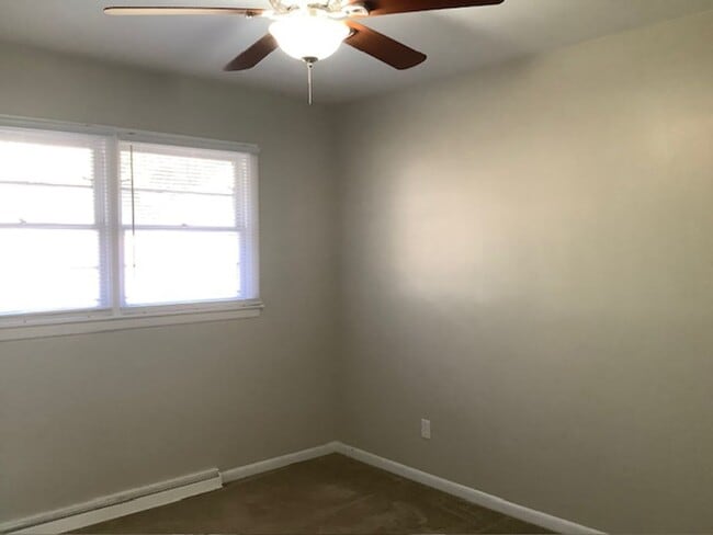 Building Photo - 136 Maple Lawn Pl