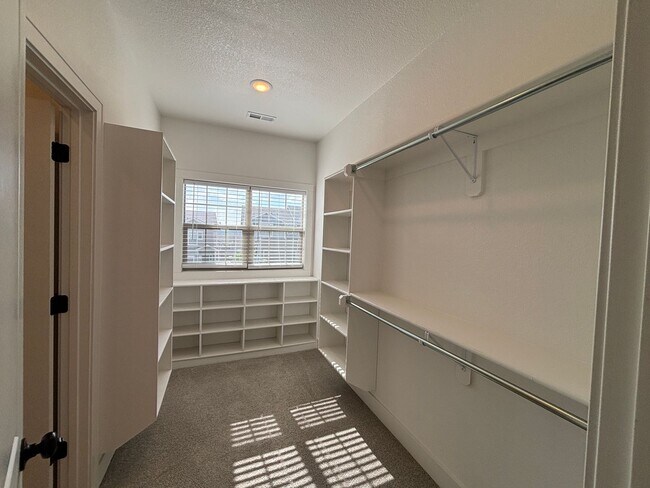 Building Photo - 3 BR/2.5BA | Newly Renovated Single Family Home | 2-Car Covered Parking | In Park Hill Schools