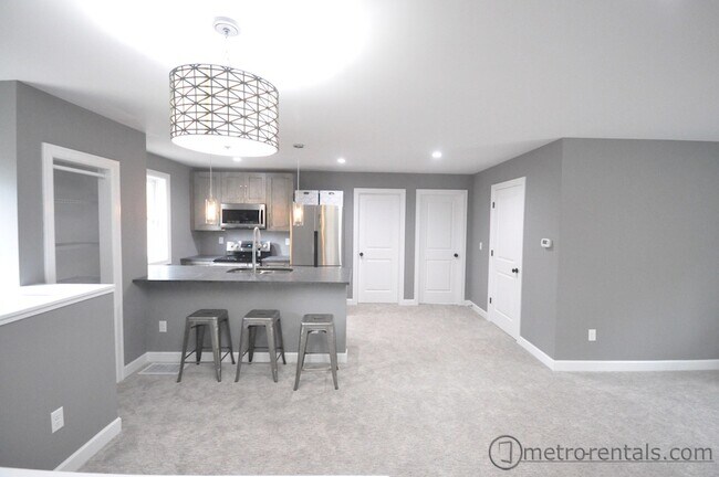 Building Photo - 1501 Perry St