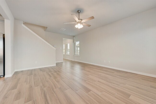 Building Photo - 225 Cranz Farm Dr