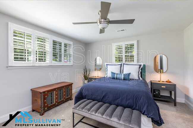 Building Photo - 4500 Lakemont Dr