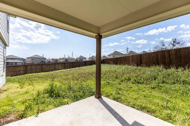 Building Photo - 1411 Frio Eagle