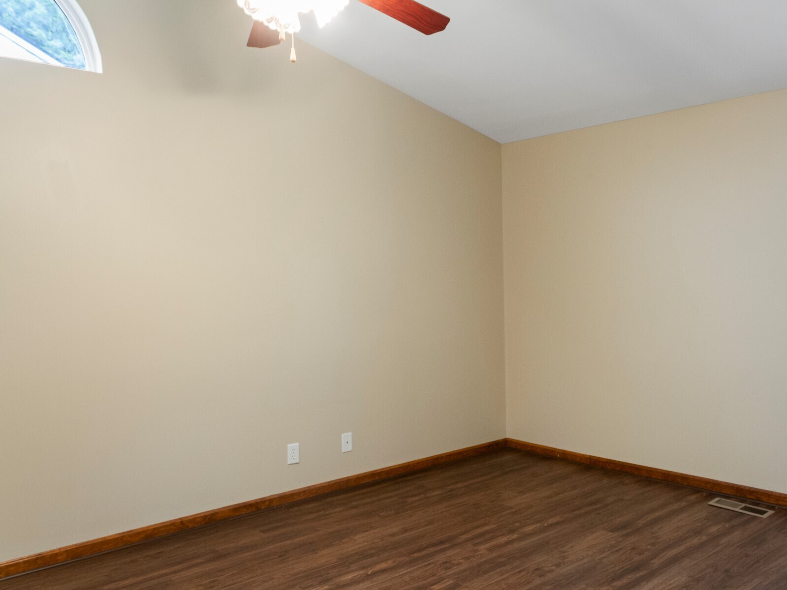 Building Photo - 3004 Wolf Creek Way
