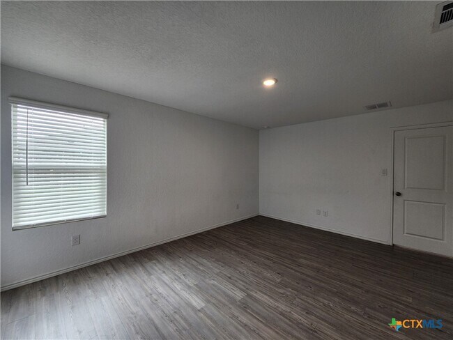 Building Photo - 434 Fairy Duster Dr