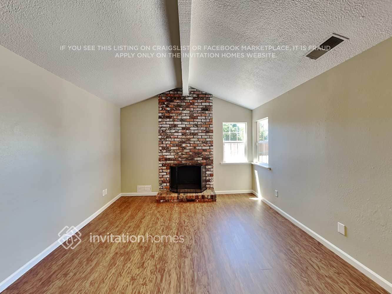 Building Photo - 8571 Fairlawn Ct