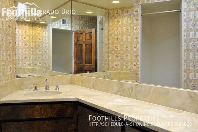 Building Photo - 2172 E Cerrado Brio