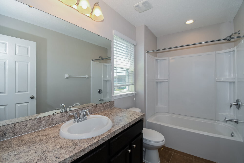 Building Photo - 452 Vineyard Ln