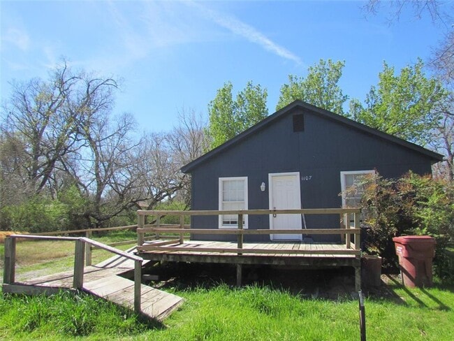Building Photo - Charming 3-Bedroom Home in Bonham, TX