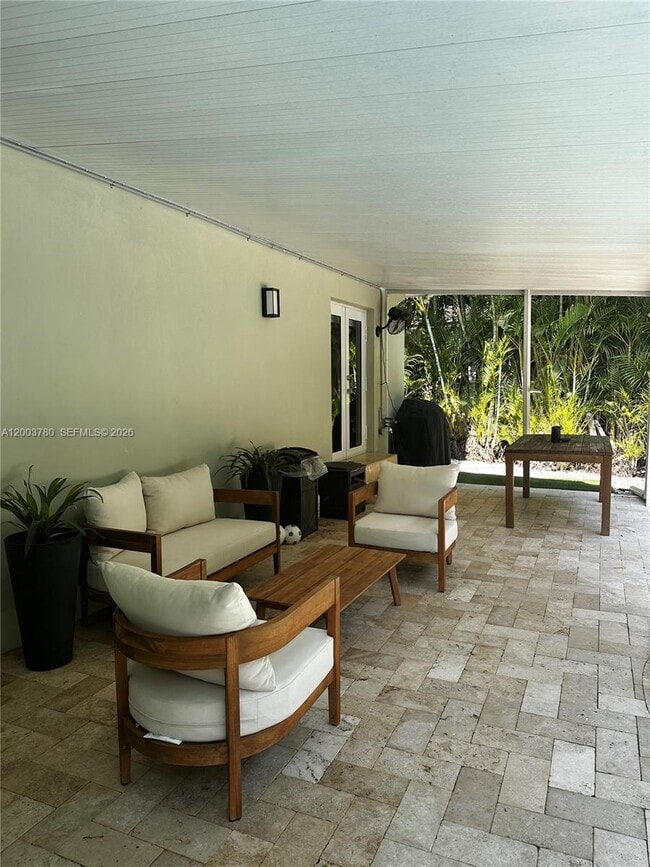 Building Photo - 630 San Lorenzo Ave