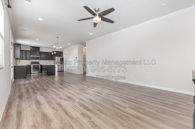 Building Photo - 17322 Carolina Hickory Dr
