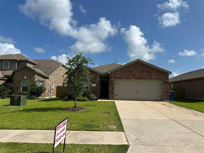 Primary Photo - 12301 Bowline Rd