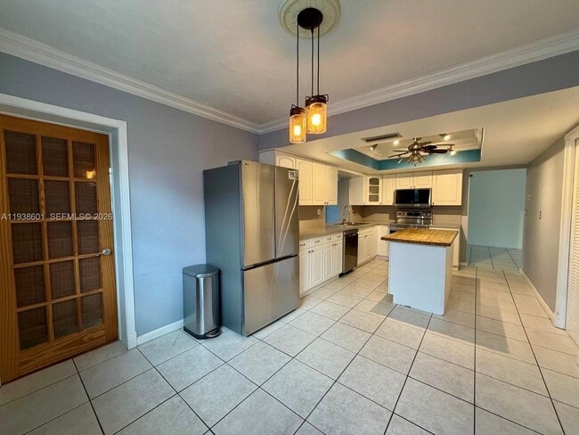 Building Photo - 9181 SW 55th St