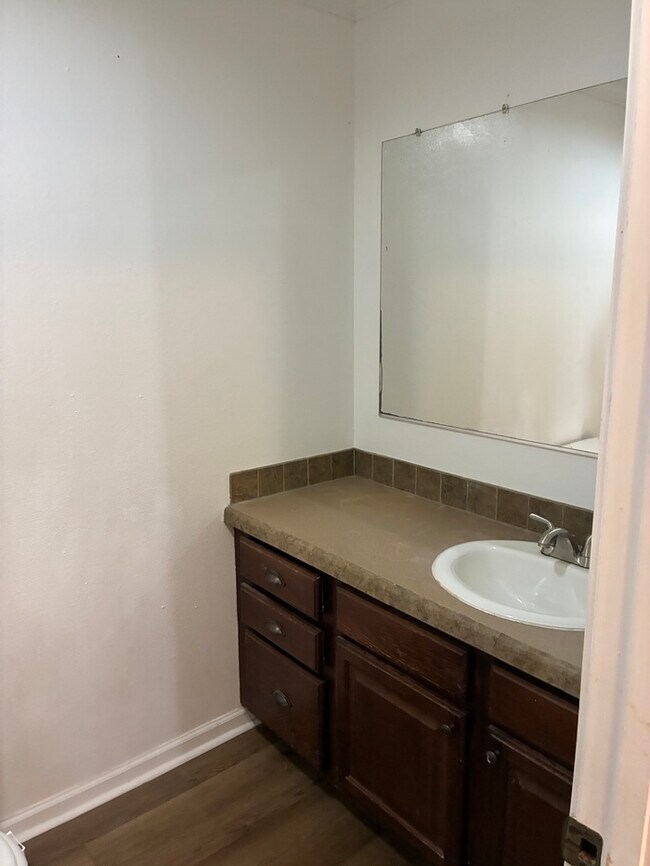 Building Photo - 3/2 Duplex in Bay St. Louis MS