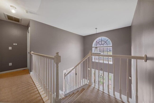 Building Photo - 504 Trotters Ln