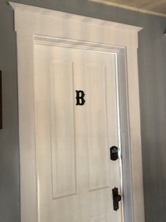 Building Photo - 419 N Gilbert St