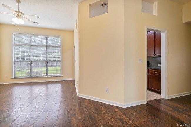Building Photo - 3830 Claiborne Cir