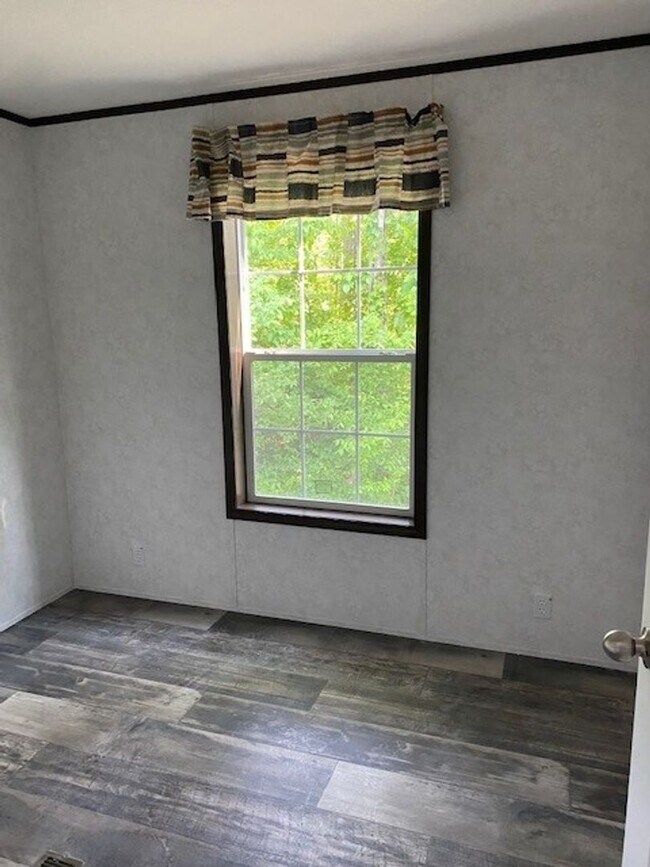 Building Photo - New 2 Bedroom Mobile Home-Denver