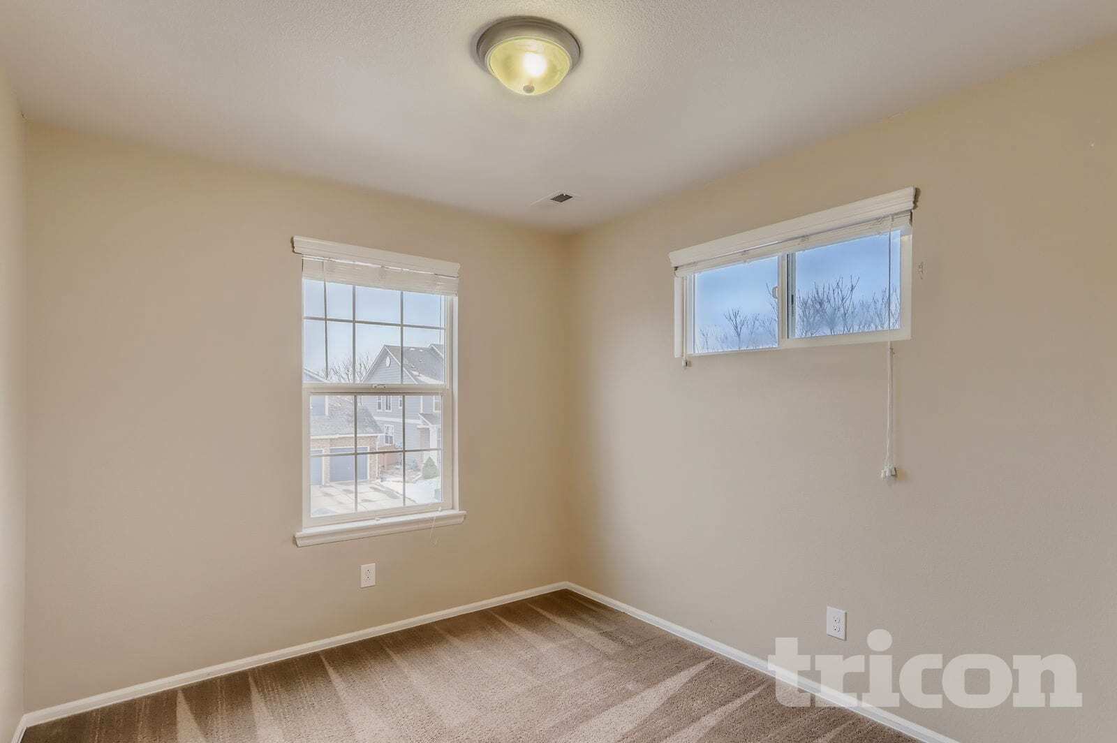 Building Photo - 1570 Edenbridge Dr