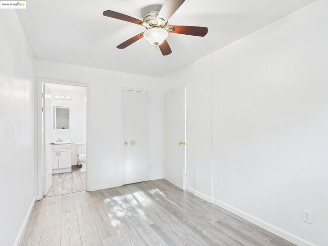 Building Photo - 3807 Opal St