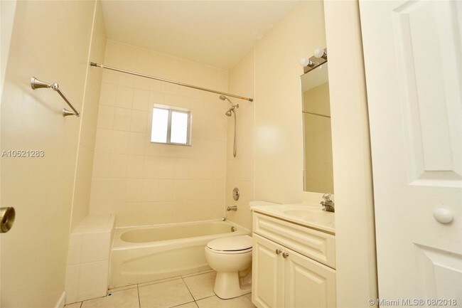 Building Photo - 13424 SW 122nd Ave