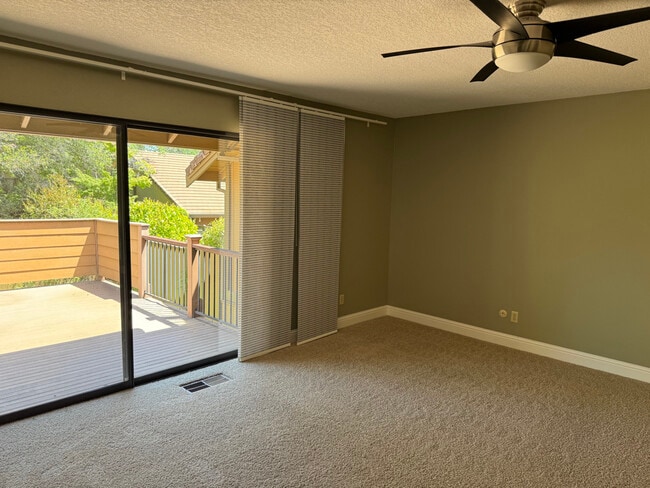 Building Photo - 1225 Red Dog Ln