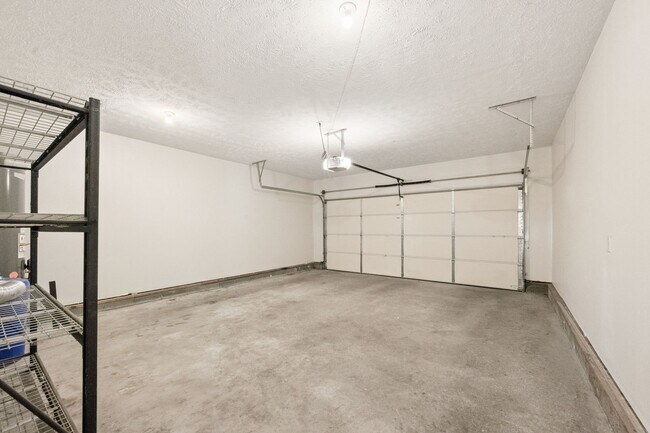 Building Photo - 2741 Rosedale Pl