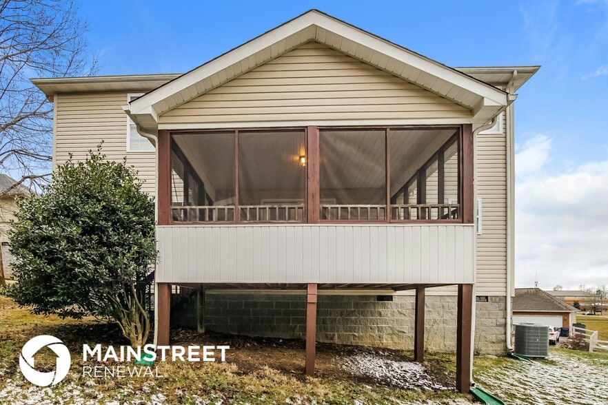 Building Photo - 8126 Cambridge Gables Ln