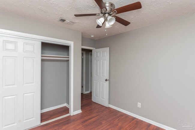 Building Photo - 525 Quigley Rd