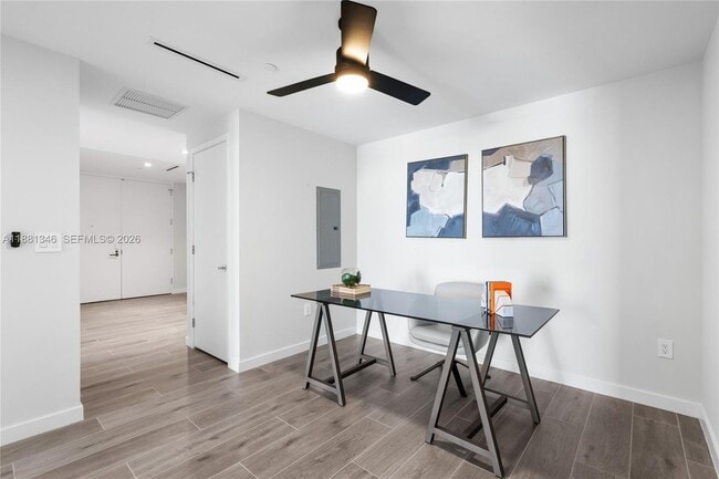 Building Photo - 1116 N Ocean Blvd