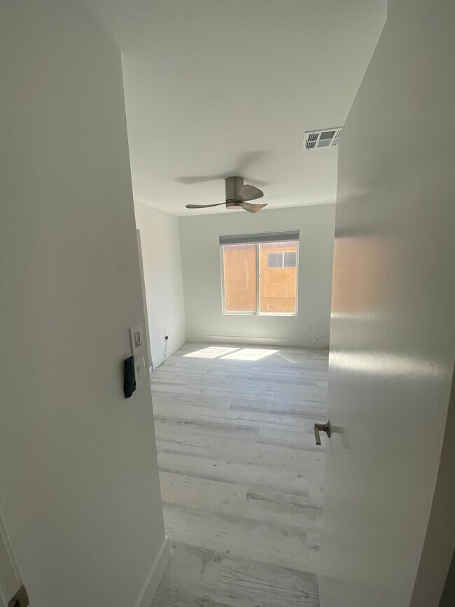 Building Photo - 9653 S 44th St