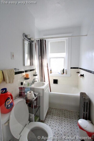 Building Photo - 21 Wendell St