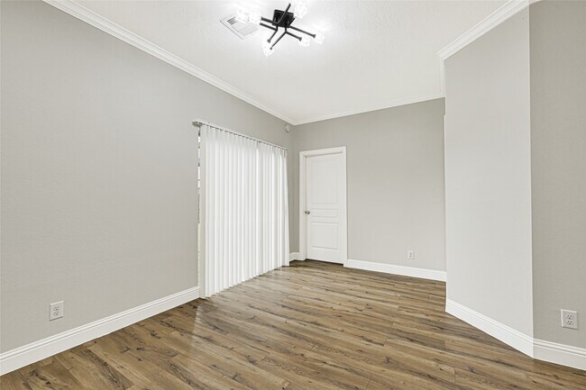 Building Photo - 11015 Harston Dr