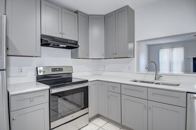 Building Photo - FOR RENT - KEMPSVILLE AREA, VIRGINIA BEACH!