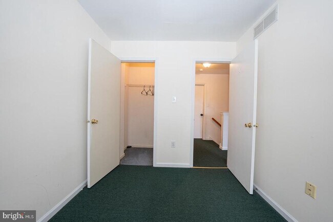 Building Photo - 60 N 46th St