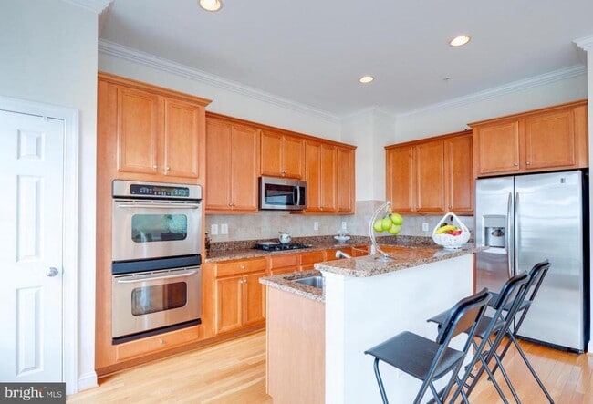 Building Photo - 3510 Goddard Way