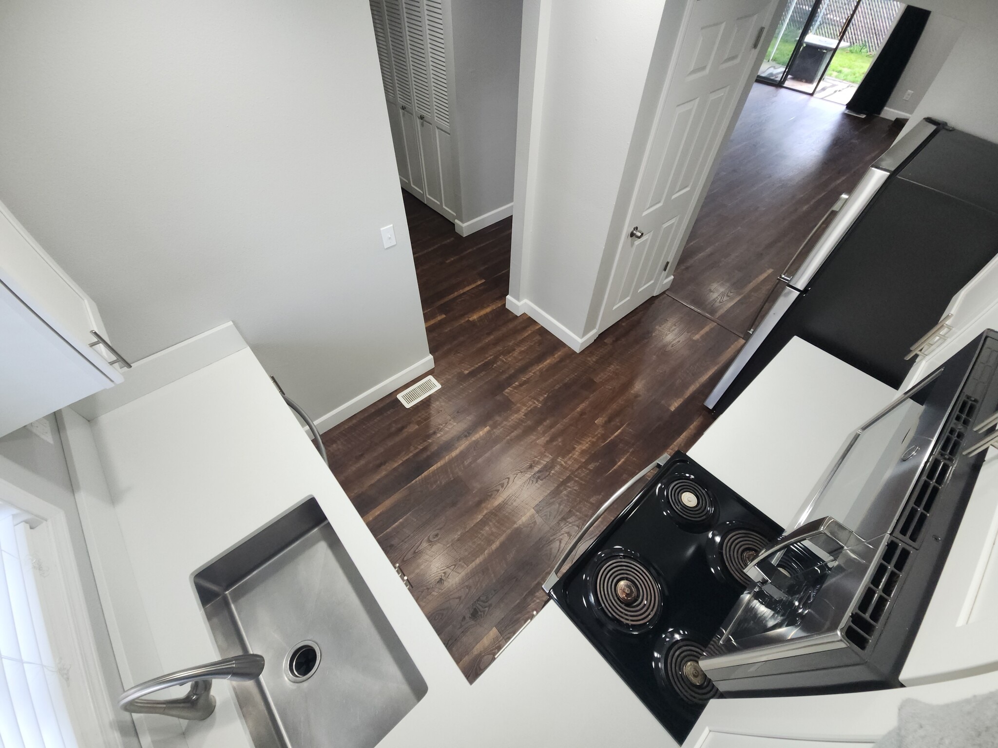 Building Photo - 38 NE 143rd Ave