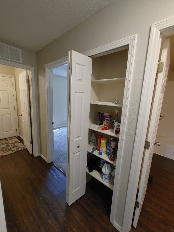 Building Photo - 7553 Barn Owl Dr