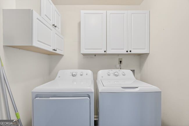 Building Photo - 5205 Maltdie Ct NE