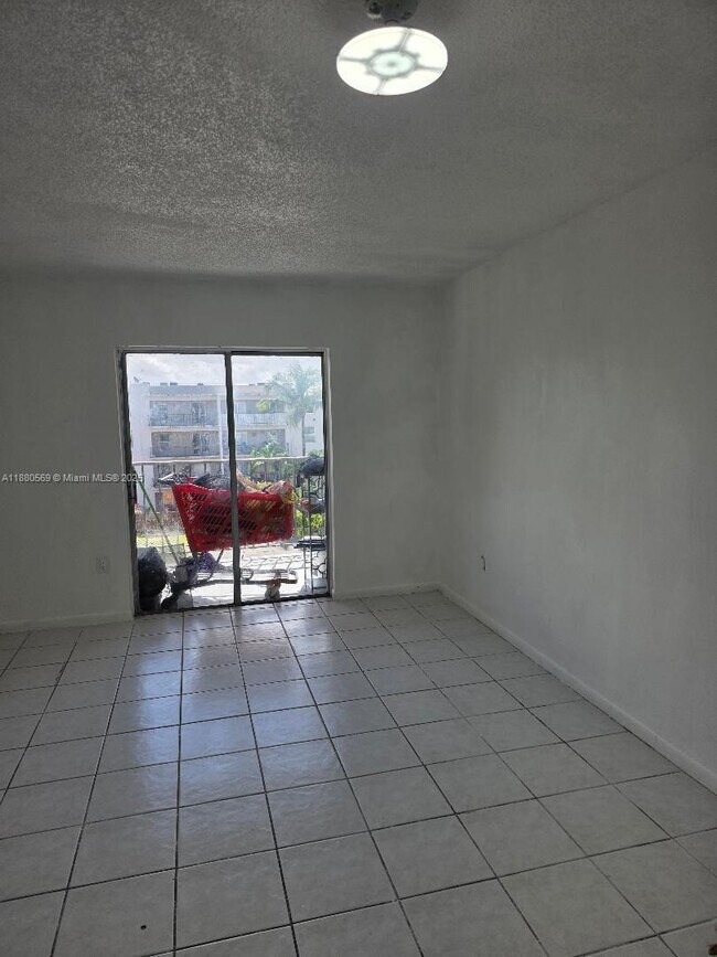 Building Photo - 5775 W 20th Ave