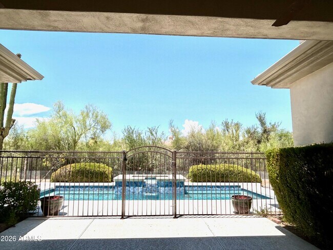 Building Photo - 7484 E Pontebella Dr