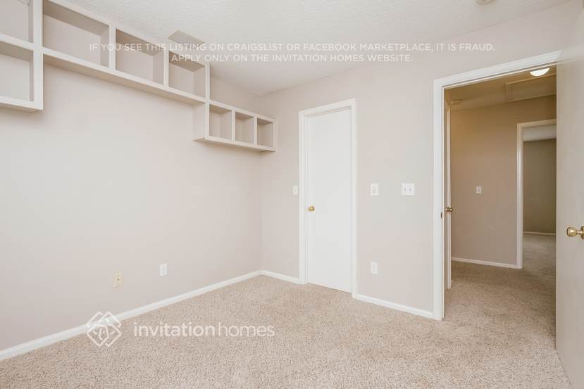 Building Photo - 5364 Goshawk St